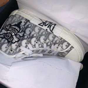Dior Chucks ! Brand new worn once for 2 hours.